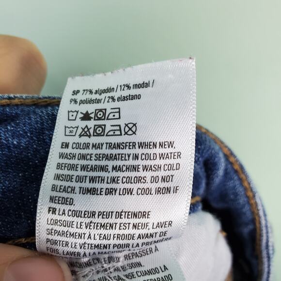 American Eagle Distressed Mom Jean Stretch Skirt Size 10 - Picture 8 of 9